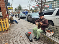 busking on Steinwehr Avenue